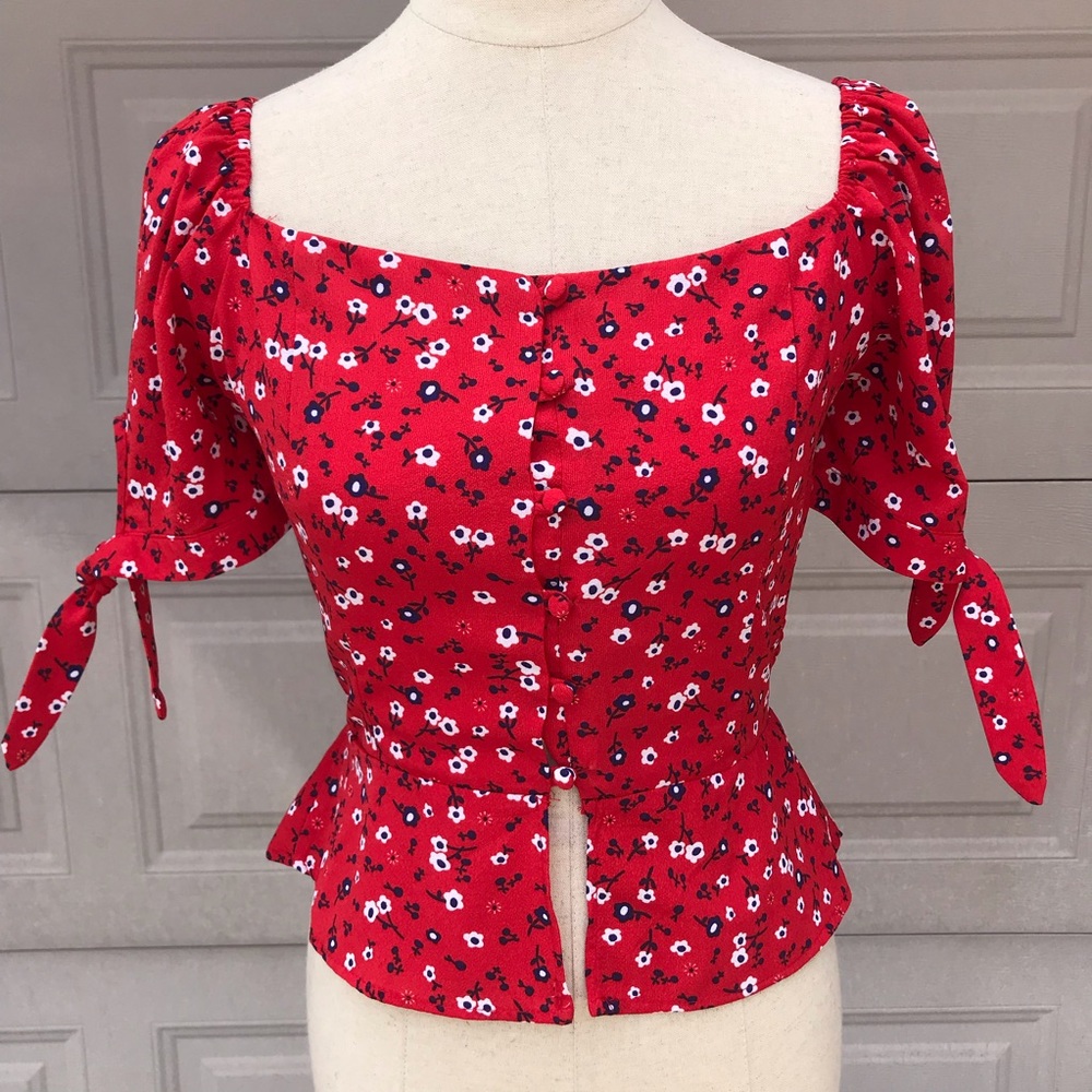 Shein Red Floral Print Top (M)